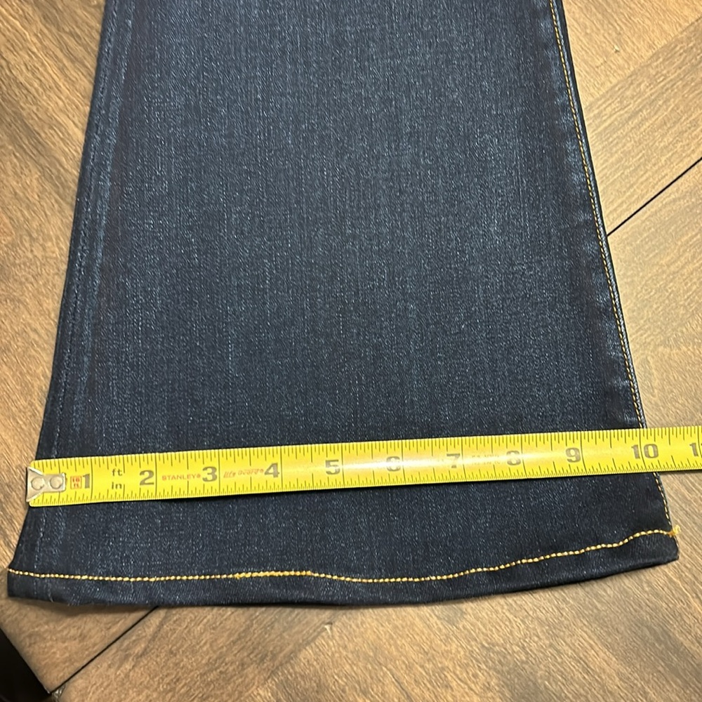 Hudson Flare Jean - Picture 12 of 15
